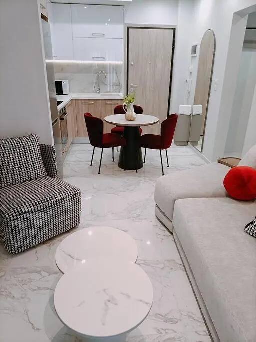 شقة Luxe Boutique With Balcony سالونيك اليونان