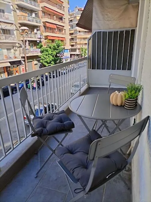 شقة Luxe Boutique With Balcony سالونيك